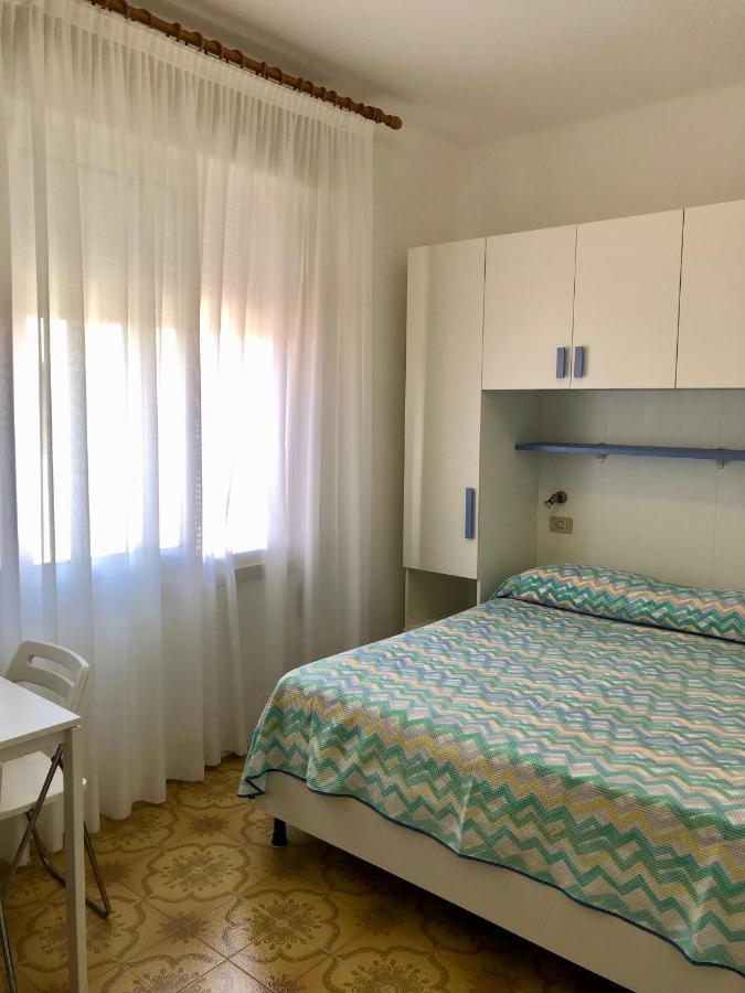 Albergo Elena Garni Caorle Exterior foto