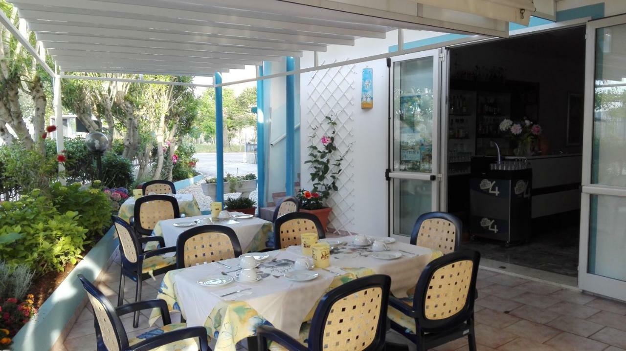 Albergo Elena Garni Caorle Exterior foto